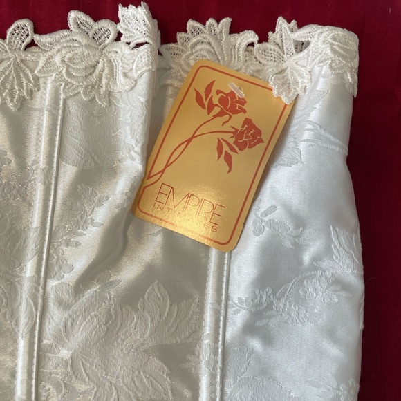 Empire Intimates White Satin Floral Lace Corset Bustier #6709 Made in USA Sz 44 - Picture 6 of 12